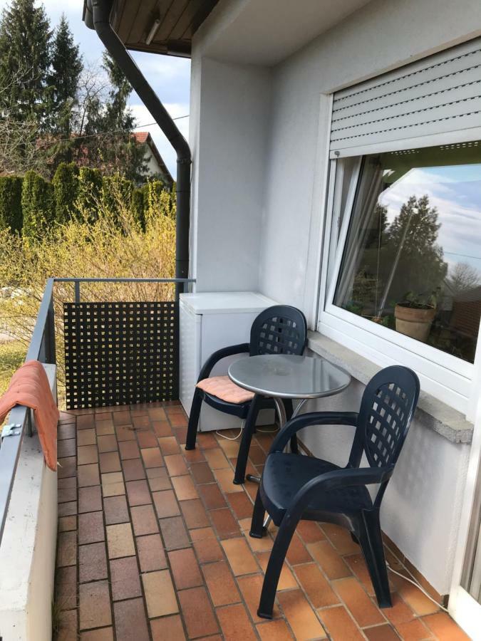Gästezimmer Süß- Scharf Meckenbeuren Exterior foto
